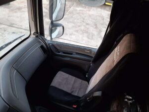 truck XF460SLH LD FB960DC 50437